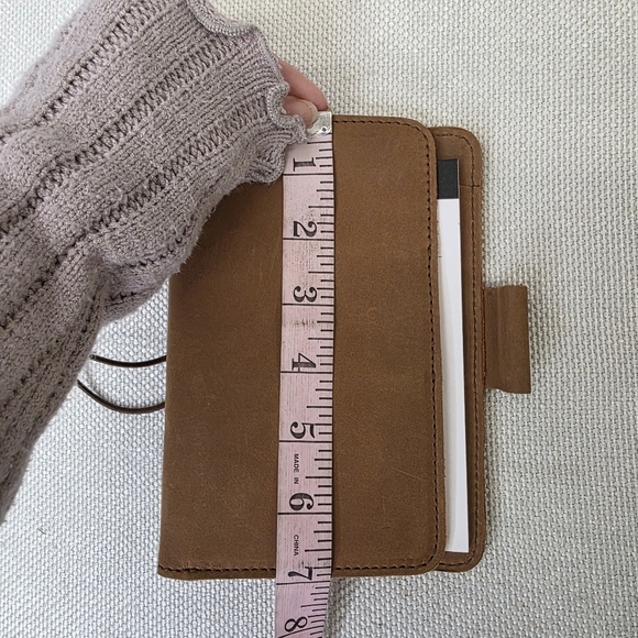 Planner Perfect Leather Traveler’s Notebook – Classic Brown - Picture 10 of 13